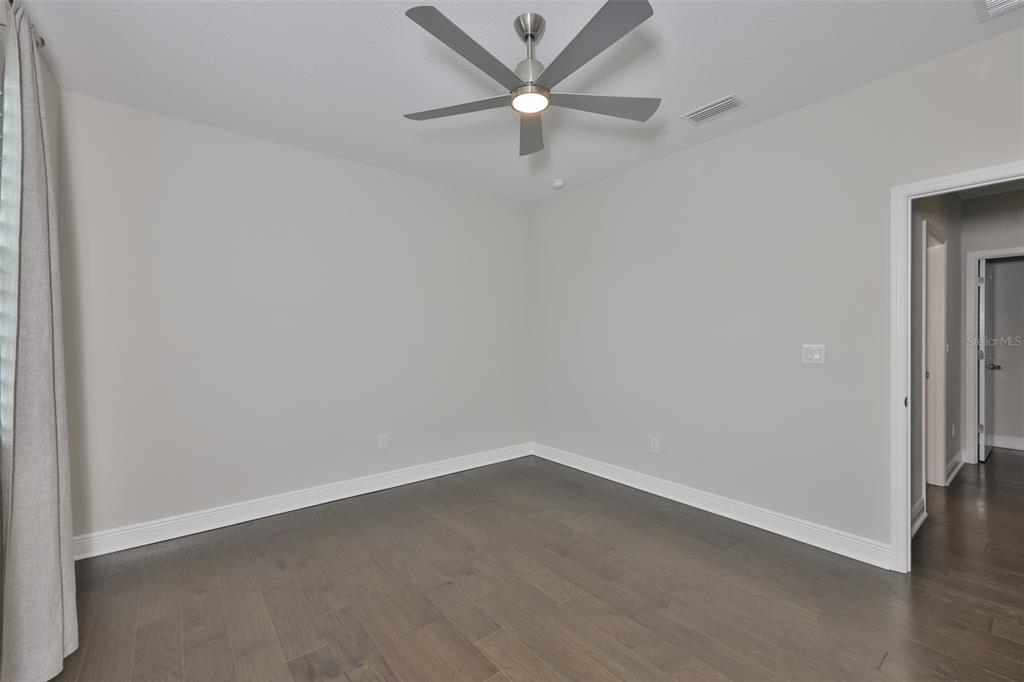 2262 Spring Lake Clearwater, FL 33763 - Photo 37 of 51 an empty room