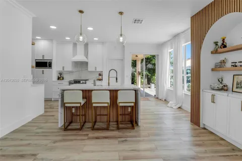 $1,100,000 | 10777 Charleston Place, Cooper City, FL 33026