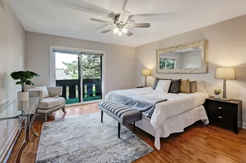 $399,000 | 7 Nacona Lane, Indian Head Park, IL 60525