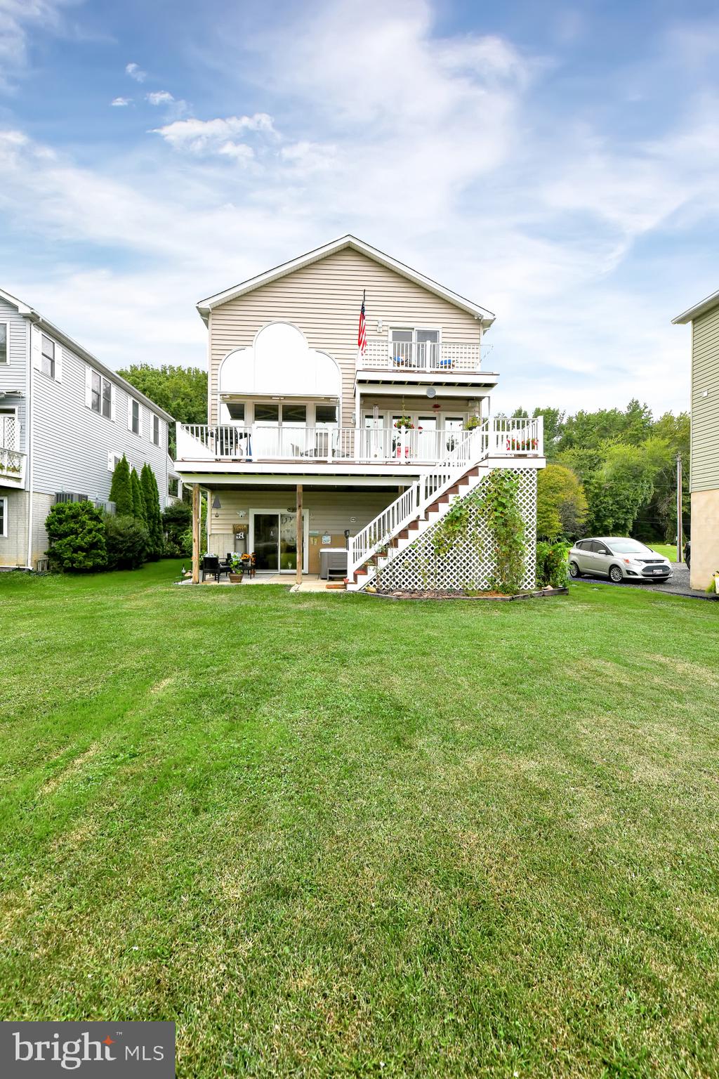 1335 South Seneca Road Baltimore, MD 21220 - Photo 2 of 48 Rear