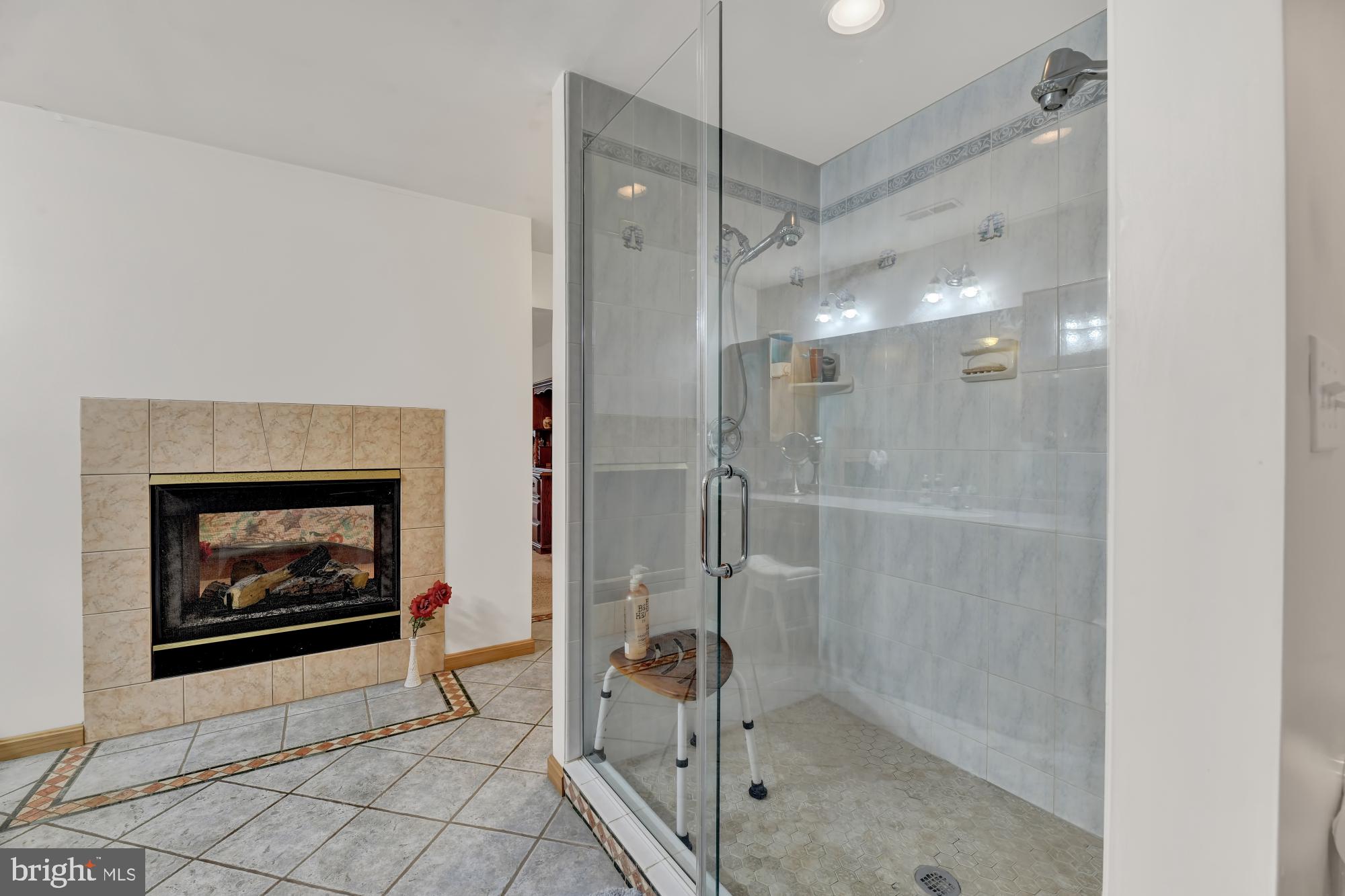 1335 South Seneca Road Baltimore, MD 21220 - Photo 29 of 48 Master Bath
