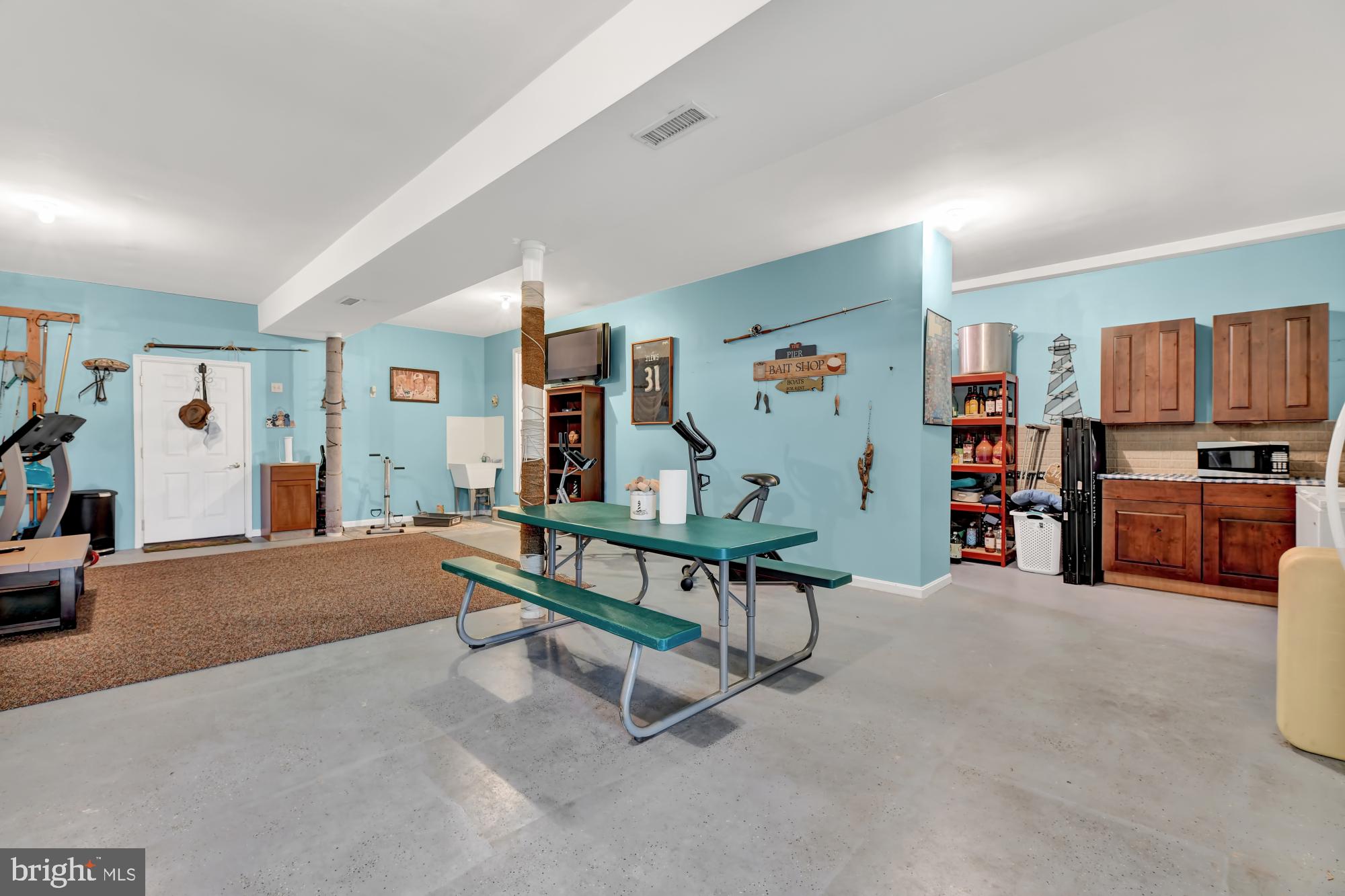 1335 South Seneca Road Baltimore, MD 21220 - Photo 10 of 48 Recreation Room