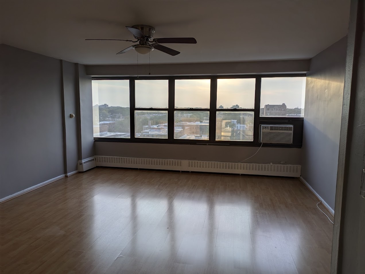 6030 North Sheridan Road, Unit 903 Chicago, IL 60660 - Photo 4 of 11 Gallery Image 4