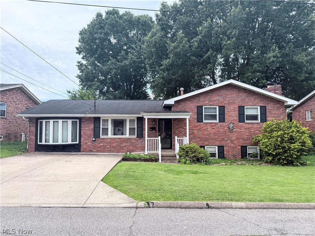 108 36th Street Vienna, WV 26105 - Photo 1 of 41