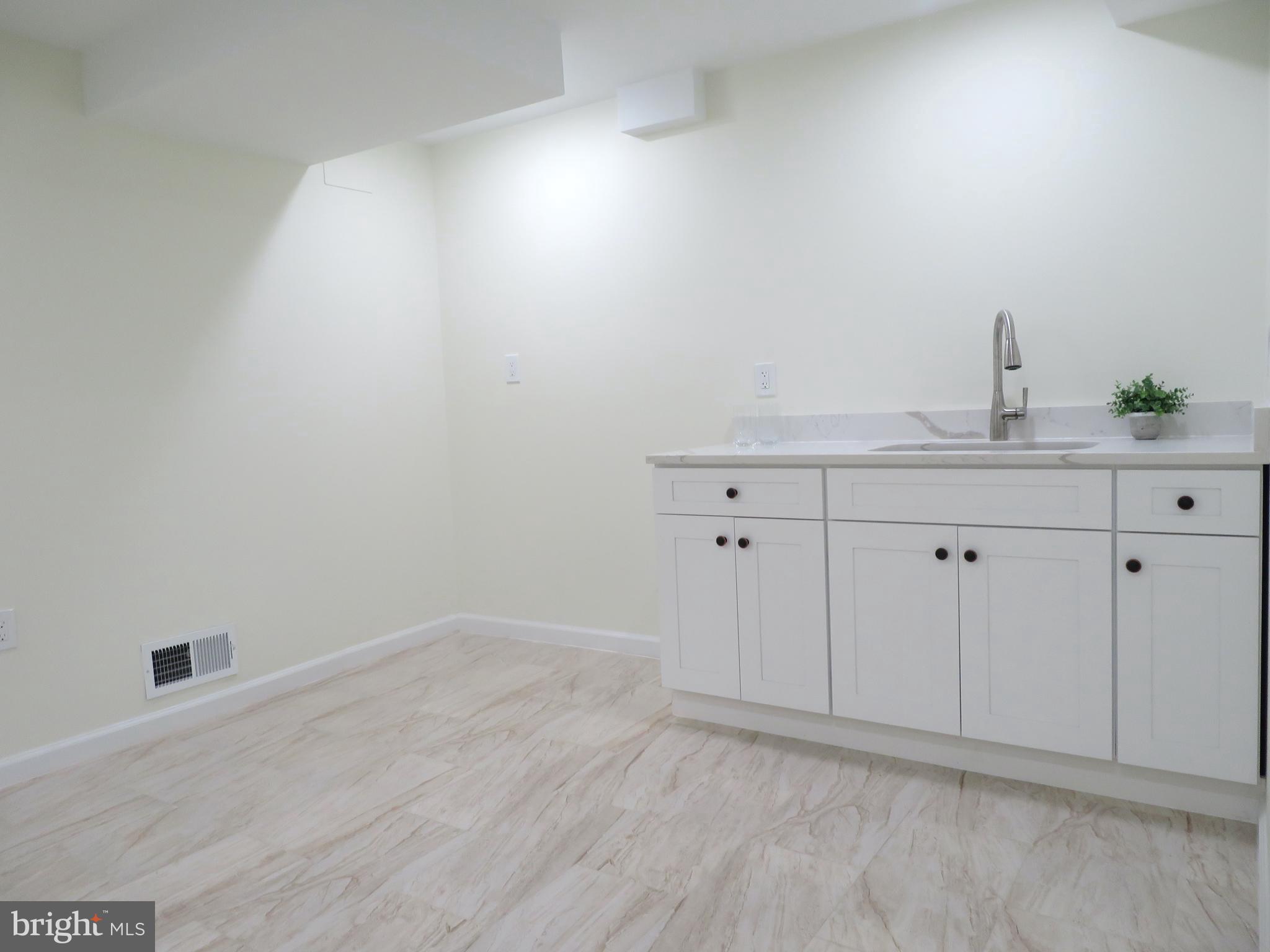 1220 Kathryn Road Silver Spring, MD 20904 - Photo 33 of 44 BAR AREA