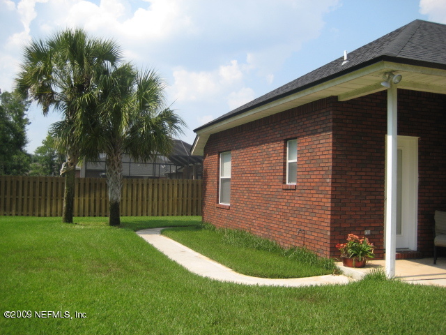 10940 Torrin Road Jacksonville, FL 32221 - Photo 3 of 19 Back 1