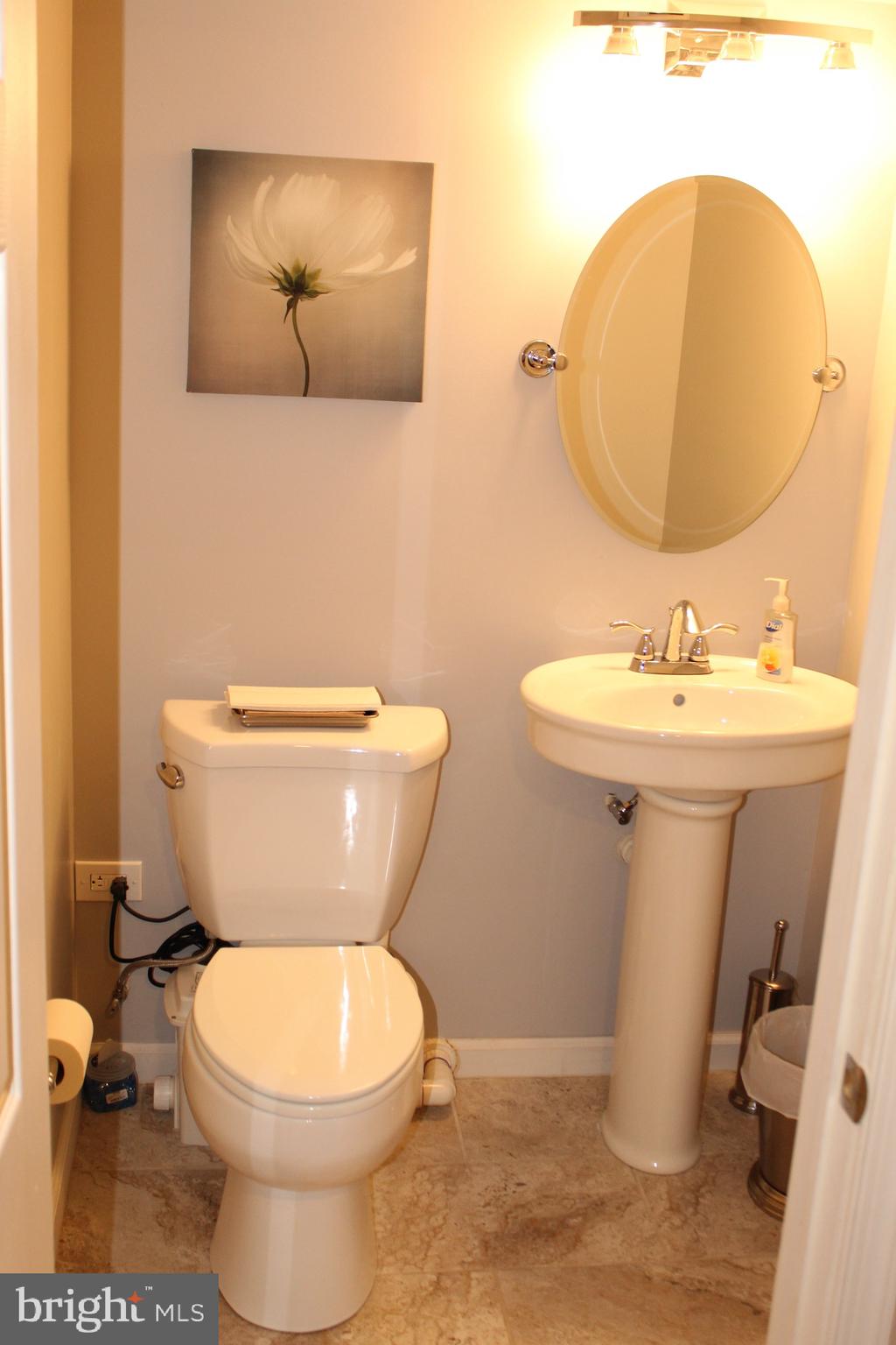 1634 Merribrook Road Philadelphia, PA 19151 - Photo 22 of 26 Gallery Image 22