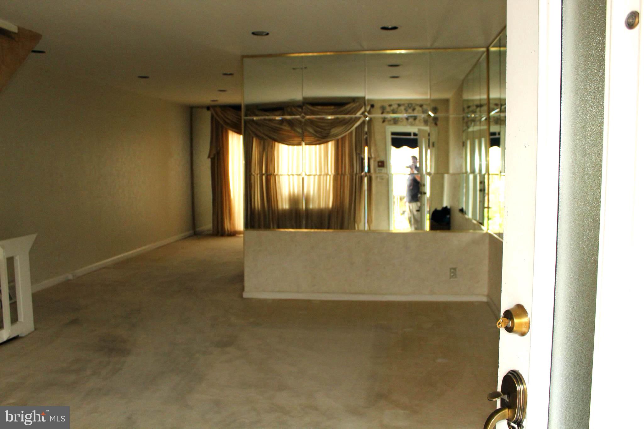 1634 Merribrook Road Philadelphia, PA 19151 - Photo 8 of 26 Gallery Image 8