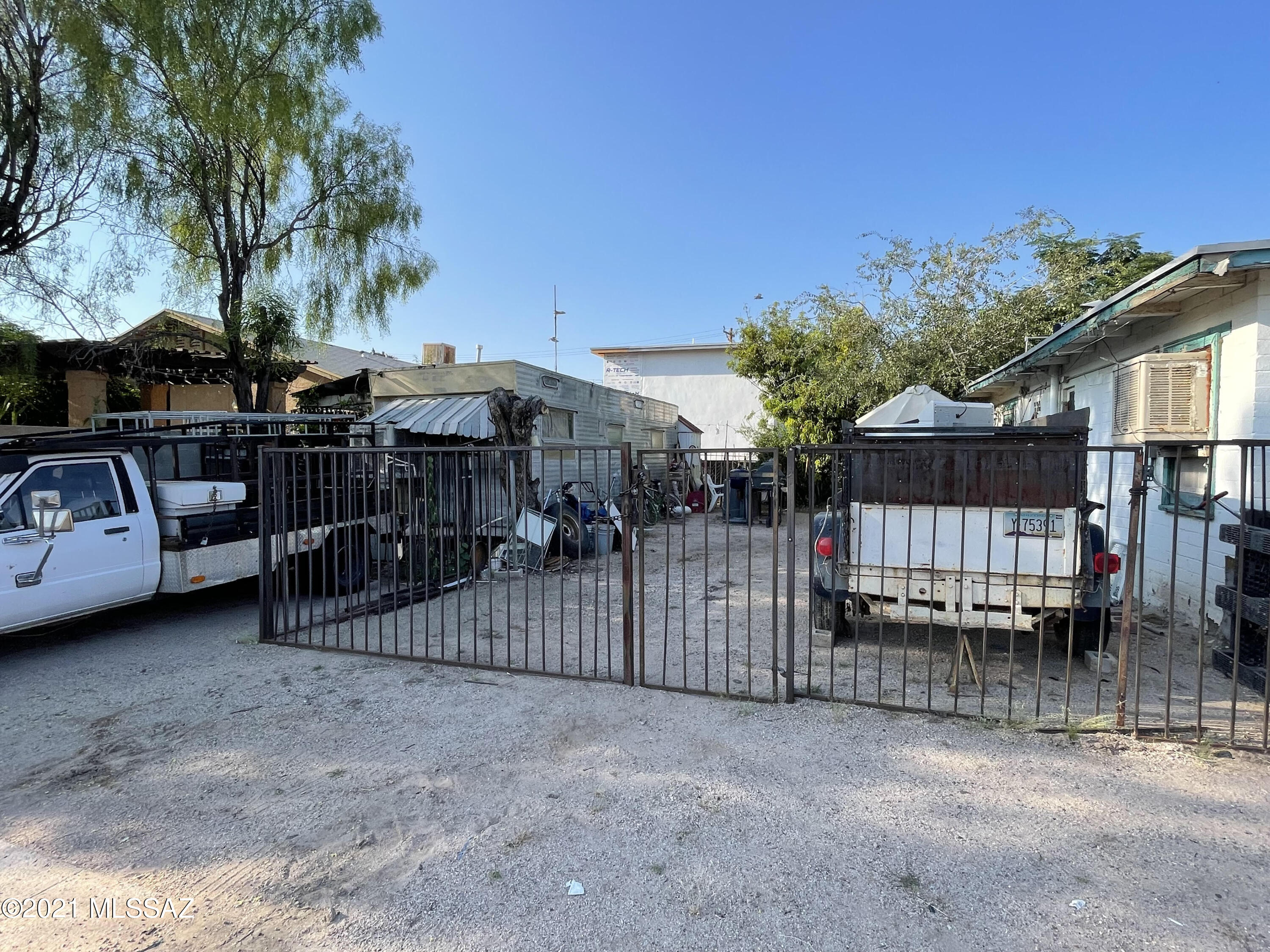 143 East 35th Street Tucson, AZ 85713 - Photo 3 of 3