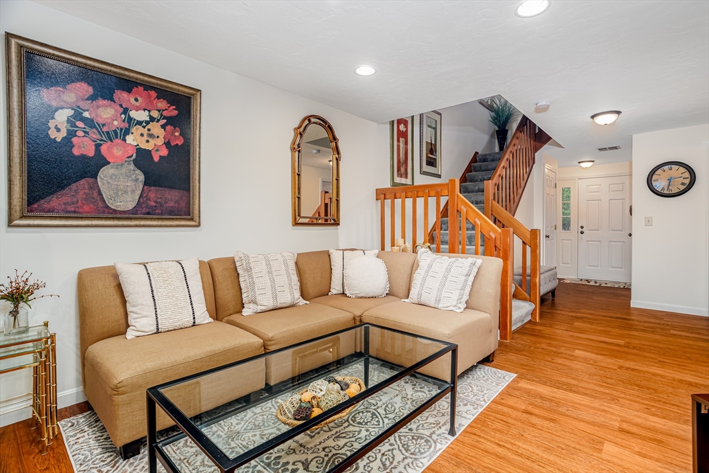 920 Ridgefield Circle, Unit 920B Clinton, MA 01510 - Photo 11 of 33