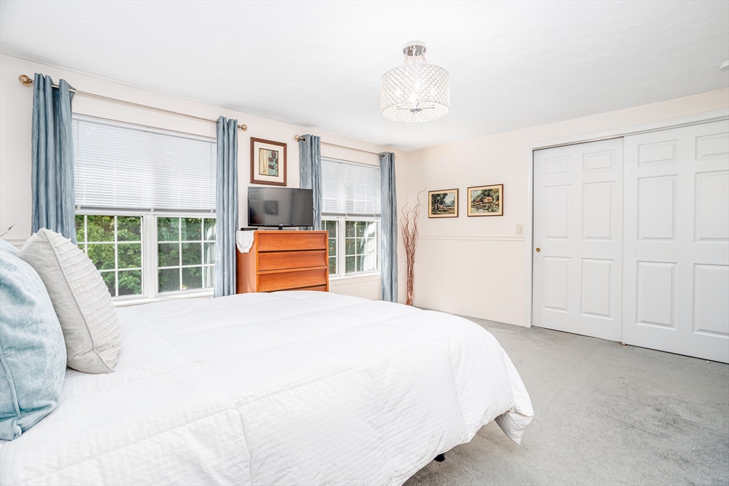 920 Ridgefield Circle, Unit 920B Clinton, MA 01510 - Photo 17 of 33