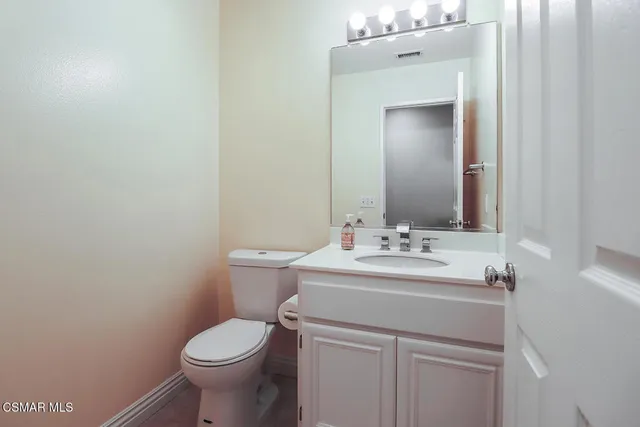 $4,400 | 1825 Golden Oak Street, Newbury Park, CA 91320