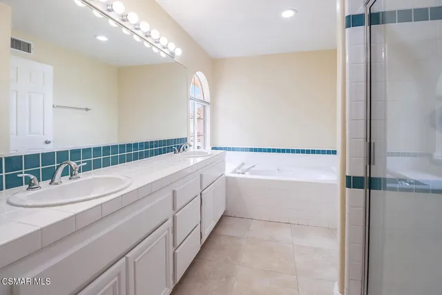 $4,400 | 1825 Golden Oak Street, Newbury Park, CA 91320