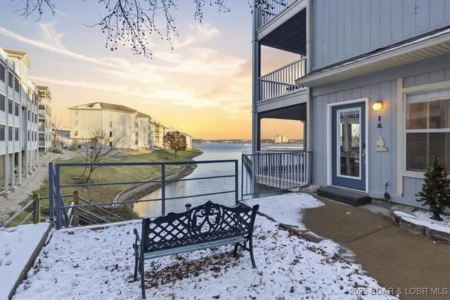 $280,000 | 488 Regatta Bay Circle, Unit 1A, Lake Ozark, MO 65049