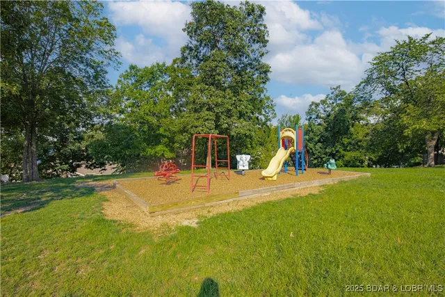 $280,000 | 488 Regatta Bay Circle, Unit 1A, Lake Ozark, MO 65049