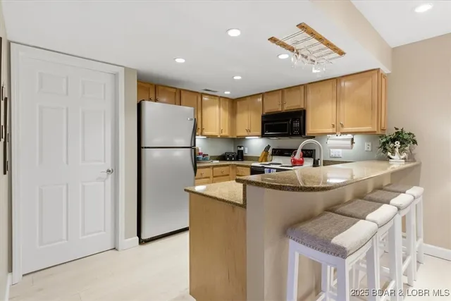 $280,000 | 488 Regatta Bay Circle, Unit 1A, Lake Ozark, MO 65049