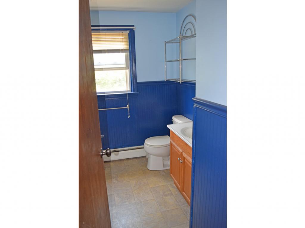 3 Bee Hole Road Loudon, NH 03307 - Photo 12 of 14