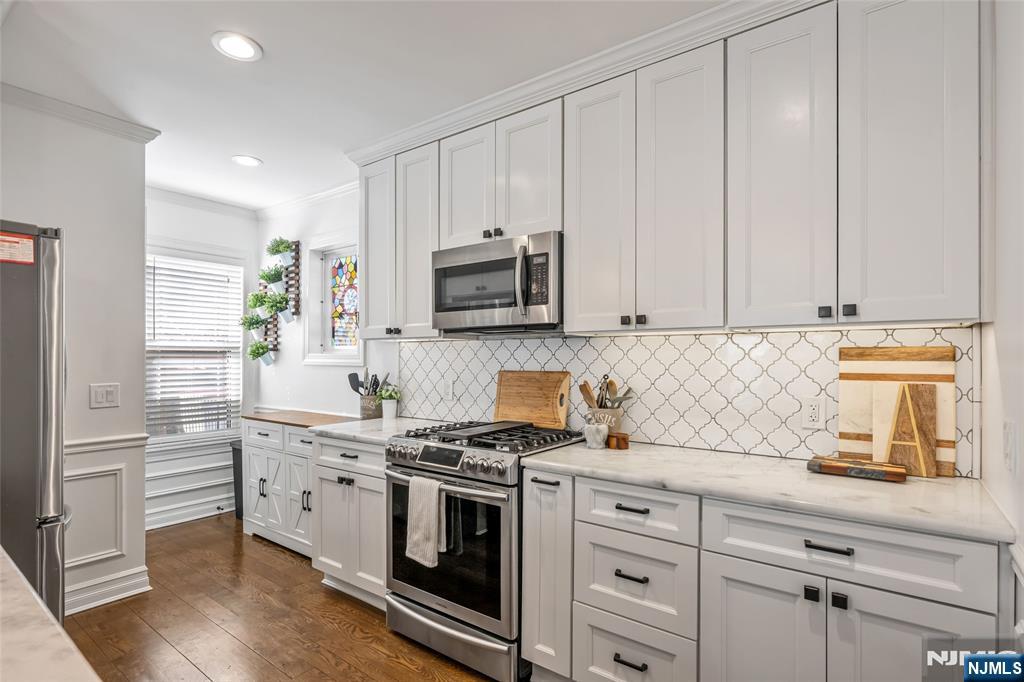 309 Maple Avenue Oradell, NJ 07649 - Photo 7 of 23