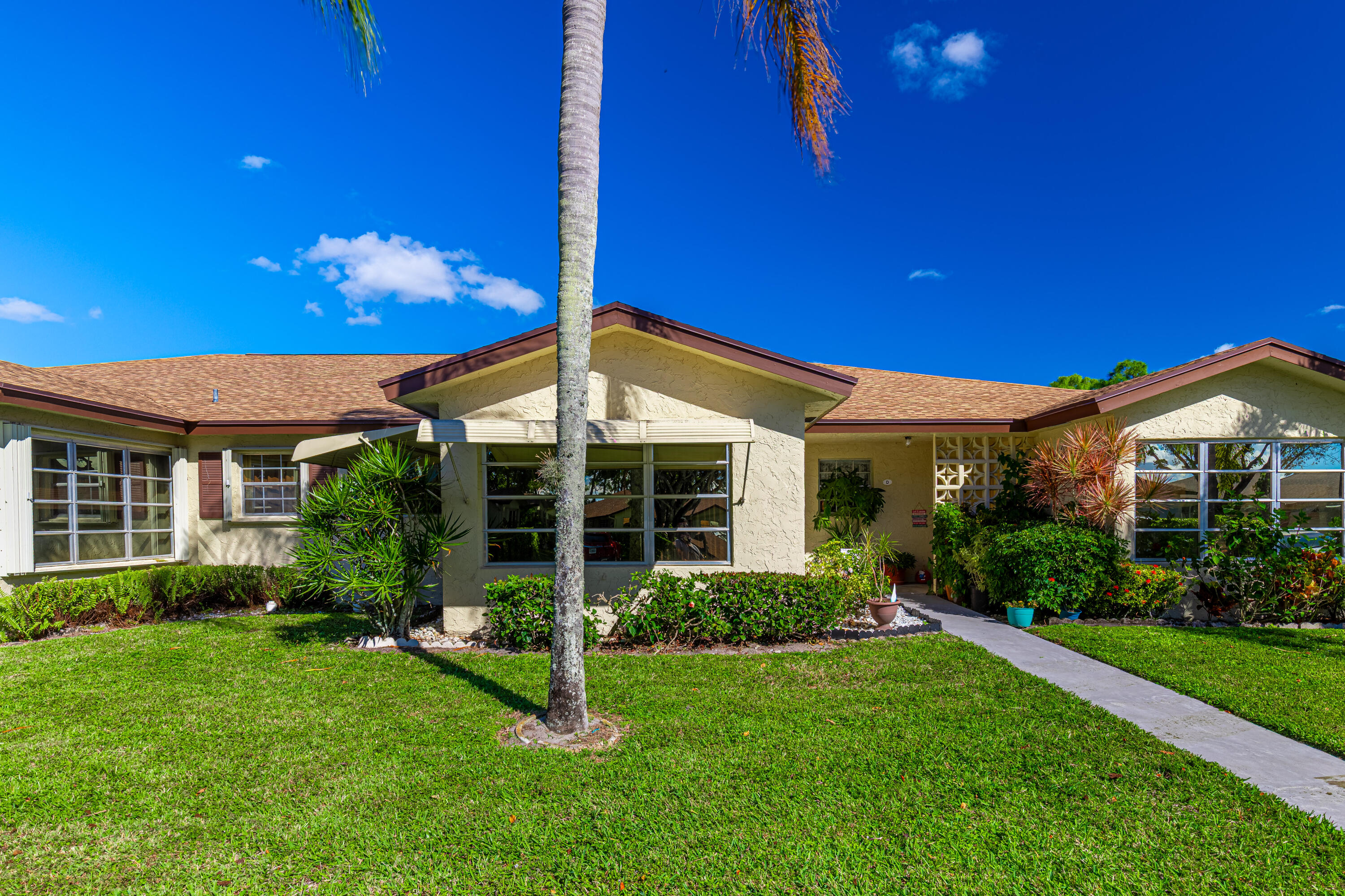 5230 Nesting Way, Unit C Delray Beach, FL 33484 - Photo 3 of 39 Front of Home