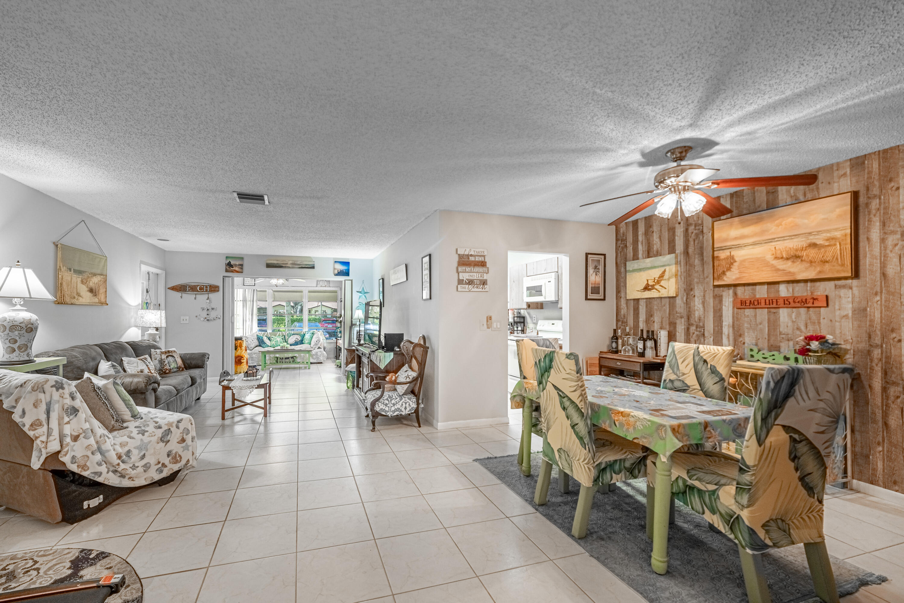 5230 Nesting Way, Unit C Delray Beach, FL 33484 - Photo 10 of 39 Main Area