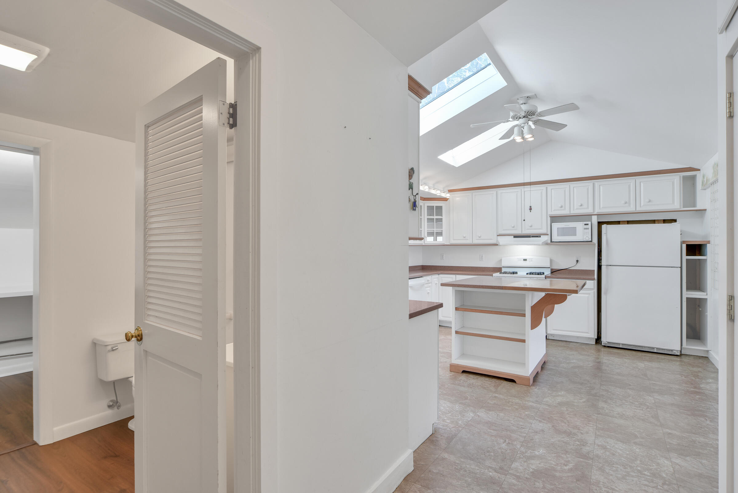 134 Golden Pond Lane Rome, ME 04963 - Photo 11 of 40 109111gr-115