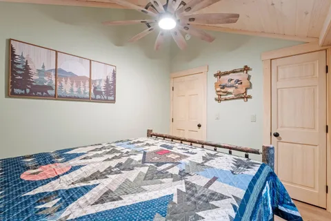 $1,095,000 | 38 Lake Shore Drive, Unit 12, Moultonborough, NH 03254