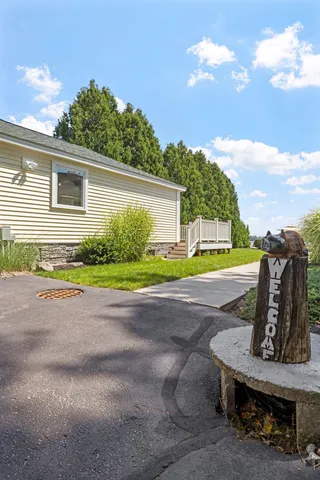 $1,095,000 | 38 Lake Shore Drive, Unit 12, Moultonborough, NH 03254