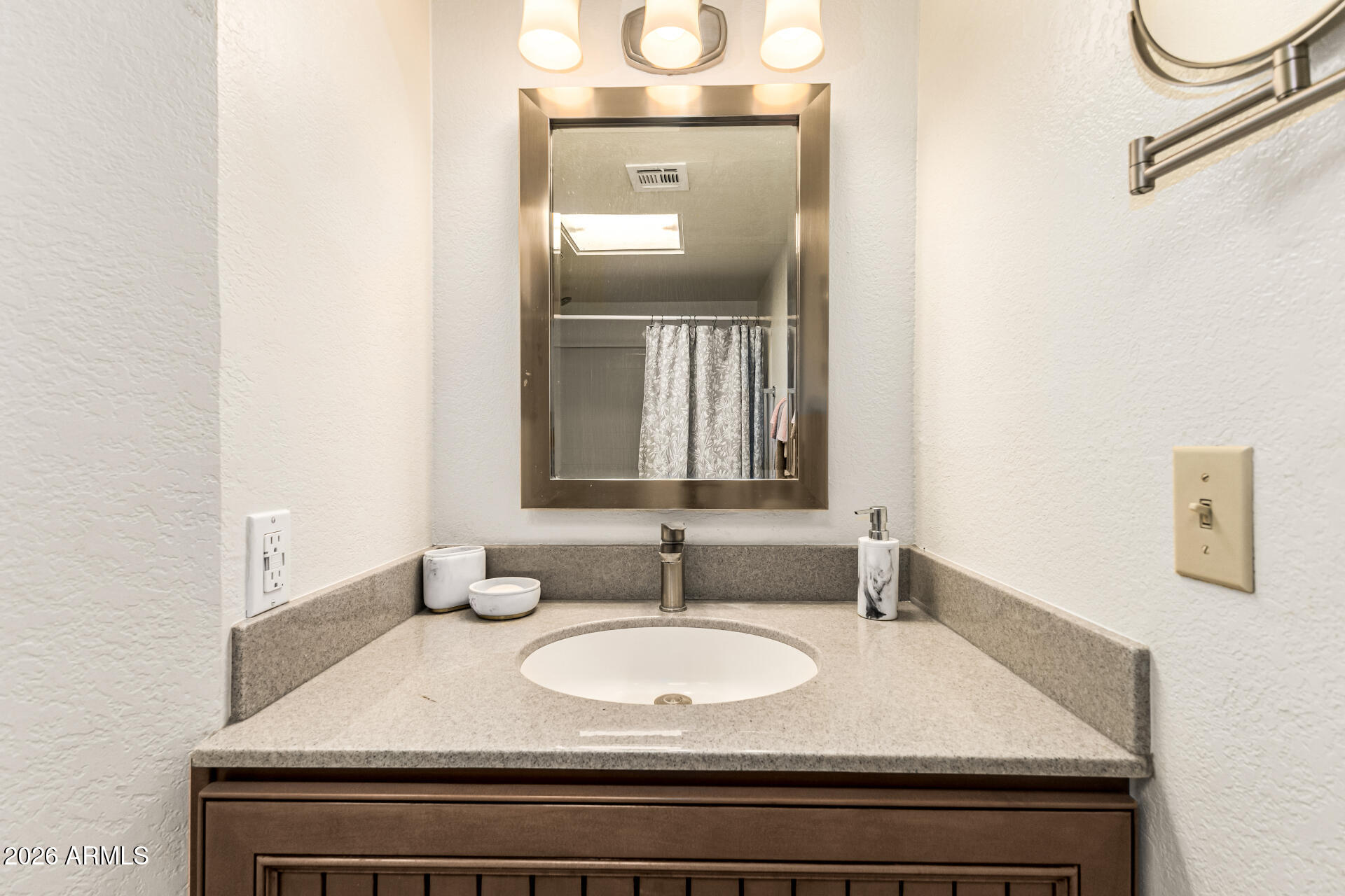 6706 West Ruth Avenue Peoria, AZ 85345 - Photo 17 of 28 16-Ruth
