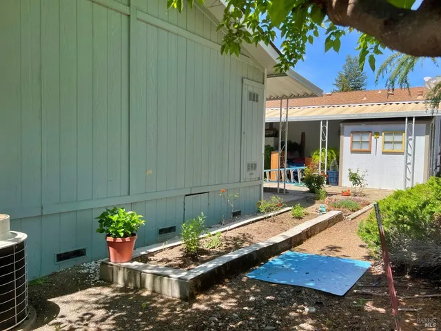 $118,000 | 24 Blanco Place, Ukiah, CA 95482