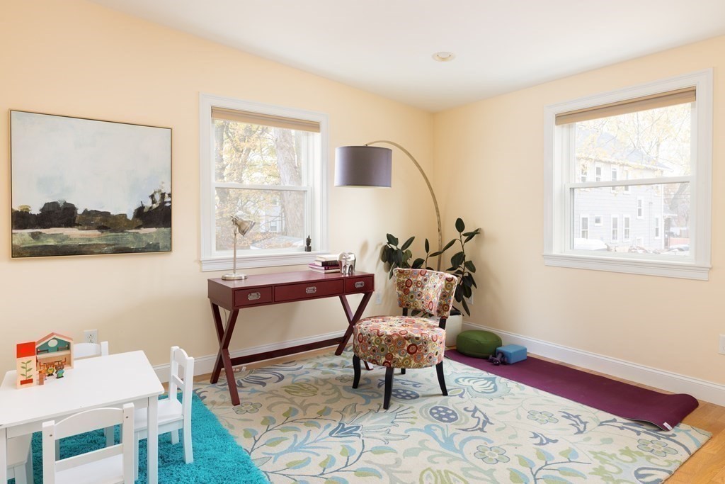 17 Townly Road, Unit 17 Watertown, MA 02472 - Photo 8 of 10 Gallery Image 8
