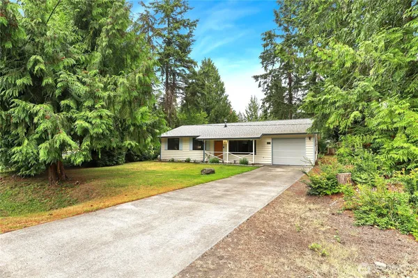$430,000 | 4060 Chinook Place Northwest, Bremerton, WA 98312
