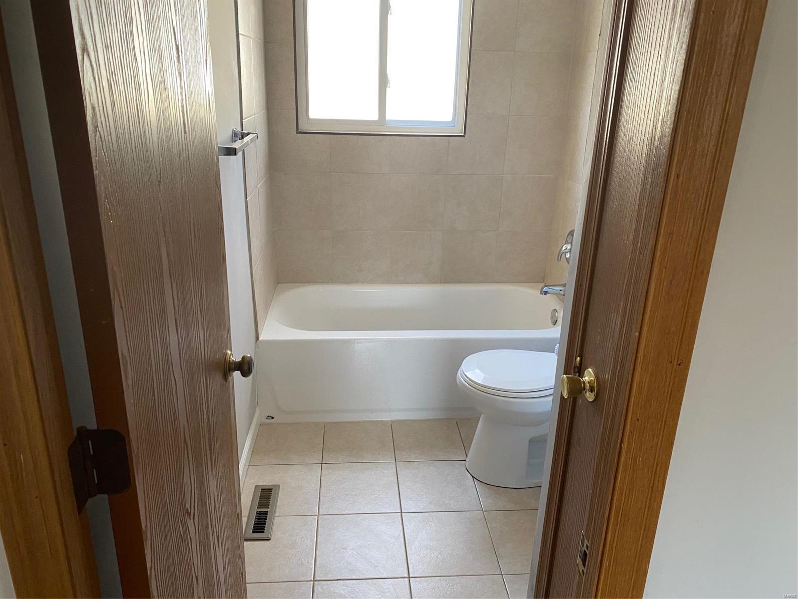 3950 Ashby Road St. Ann, MO 63074 - Photo 14 of 22 Gallery Image 14