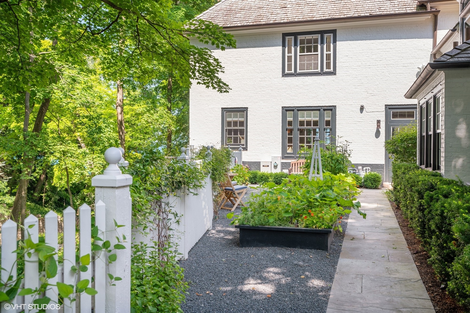 1421 Lake Road Lake Forest, IL 60045 - Photo 88 of 110