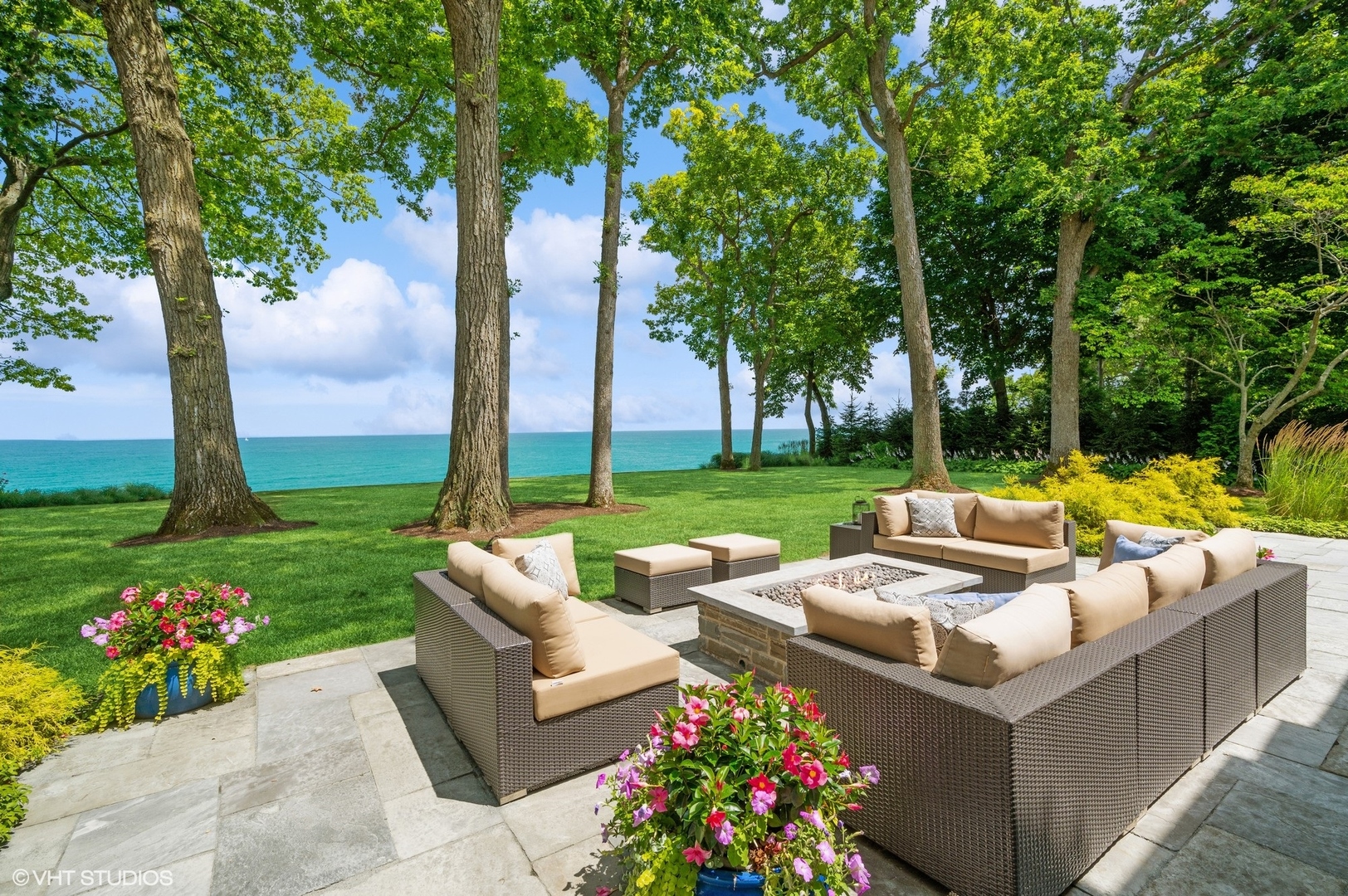 1421 Lake Road Lake Forest, IL 60045 - Photo 97 of 110