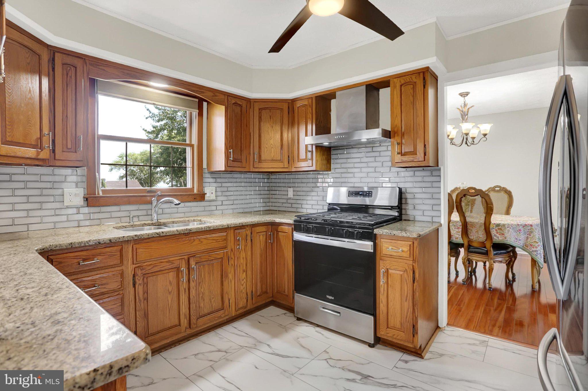 235 Ridge Hill Road Mechanicsburg, PA 17050 - Photo 13 of 68