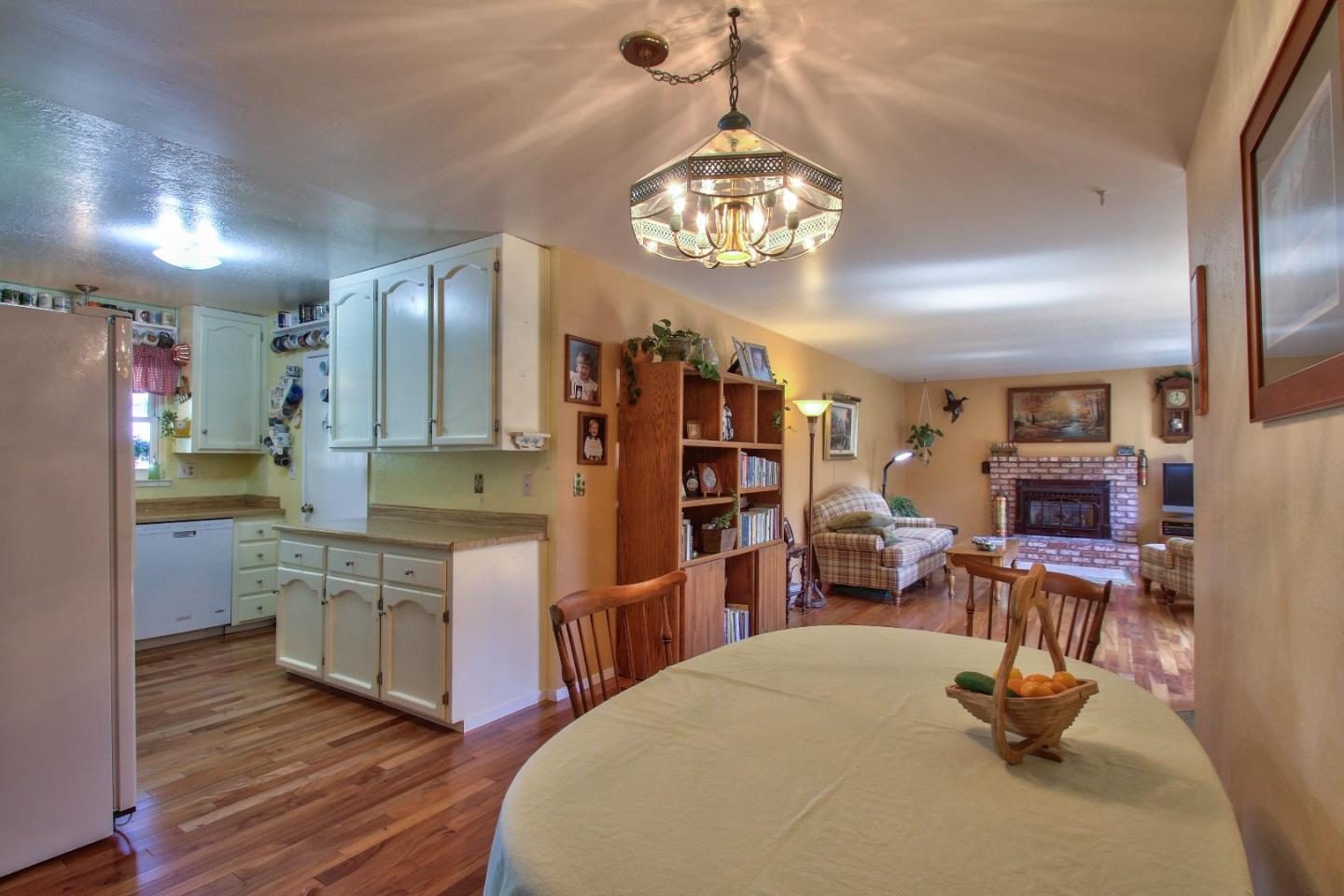 3158 De Forest Road Marina, CA 93933 - Photo 11 of 28 Gallery Image 11