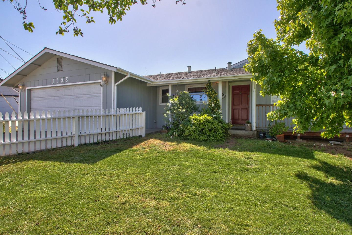 3158 De Forest Road Marina, CA 93933 - Photo 2 of 28 Gallery Image 2