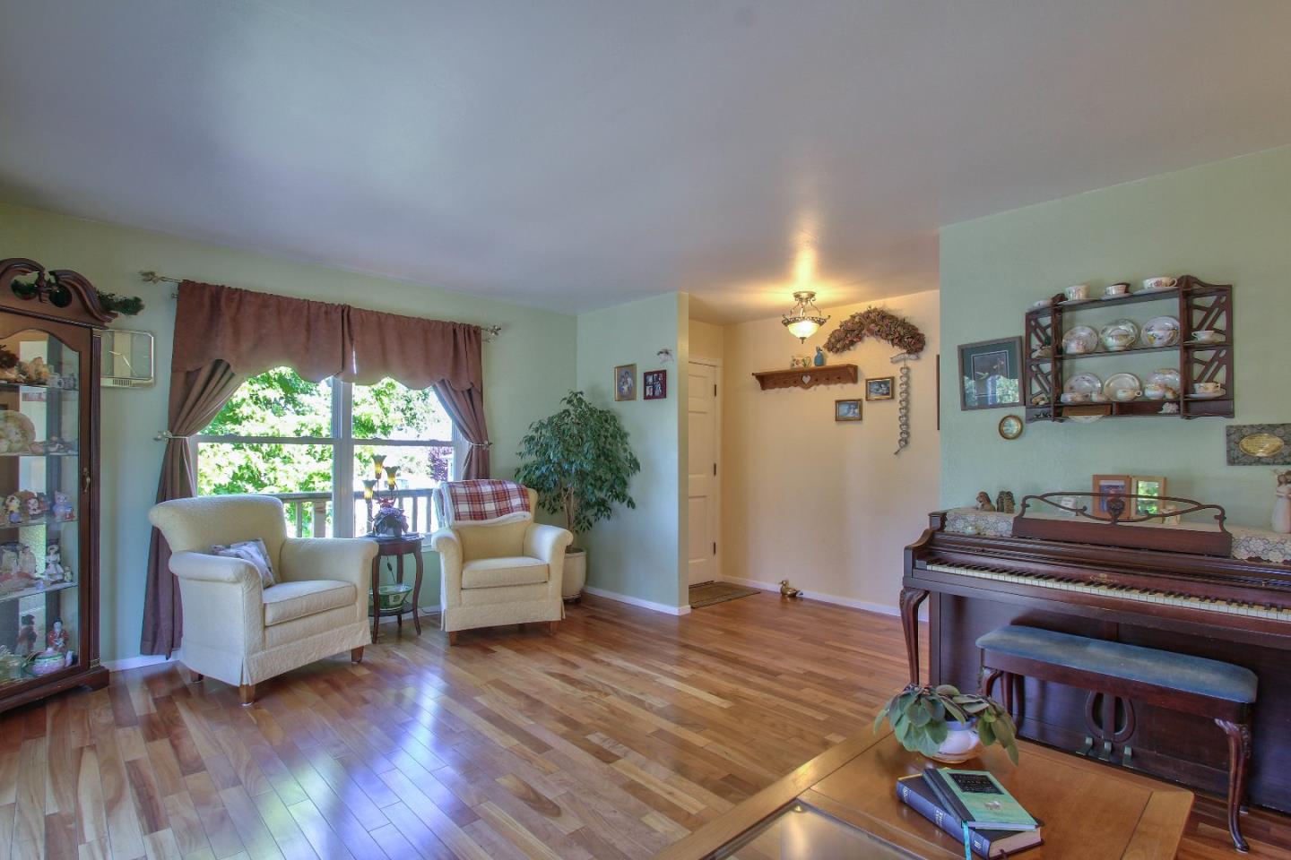 3158 De Forest Road Marina, CA 93933 - Photo 6 of 28 Gallery Image 6