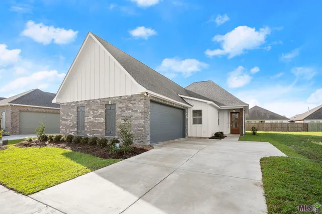 $371,990 | 3246 Creekmere Lane, Baton Rouge, LA 70810