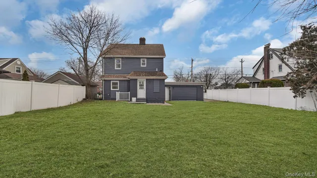 $849,995 | 39 Acacia Avenue, Hempstead, NY 11550
