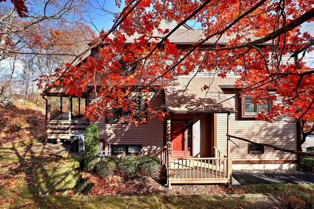 $400,000 | 13 Shadowwood Circle, Unit 13, Monroe, CT 06468