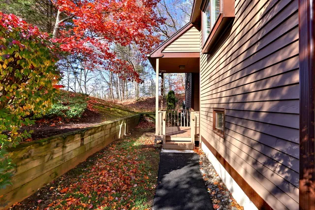 $400,000 | 13 Shadowwood Circle, Unit 13, Monroe, CT 06468