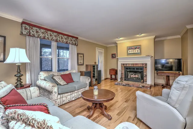 $400,000 | 13 Shadowwood Circle, Unit 13, Monroe, CT 06468