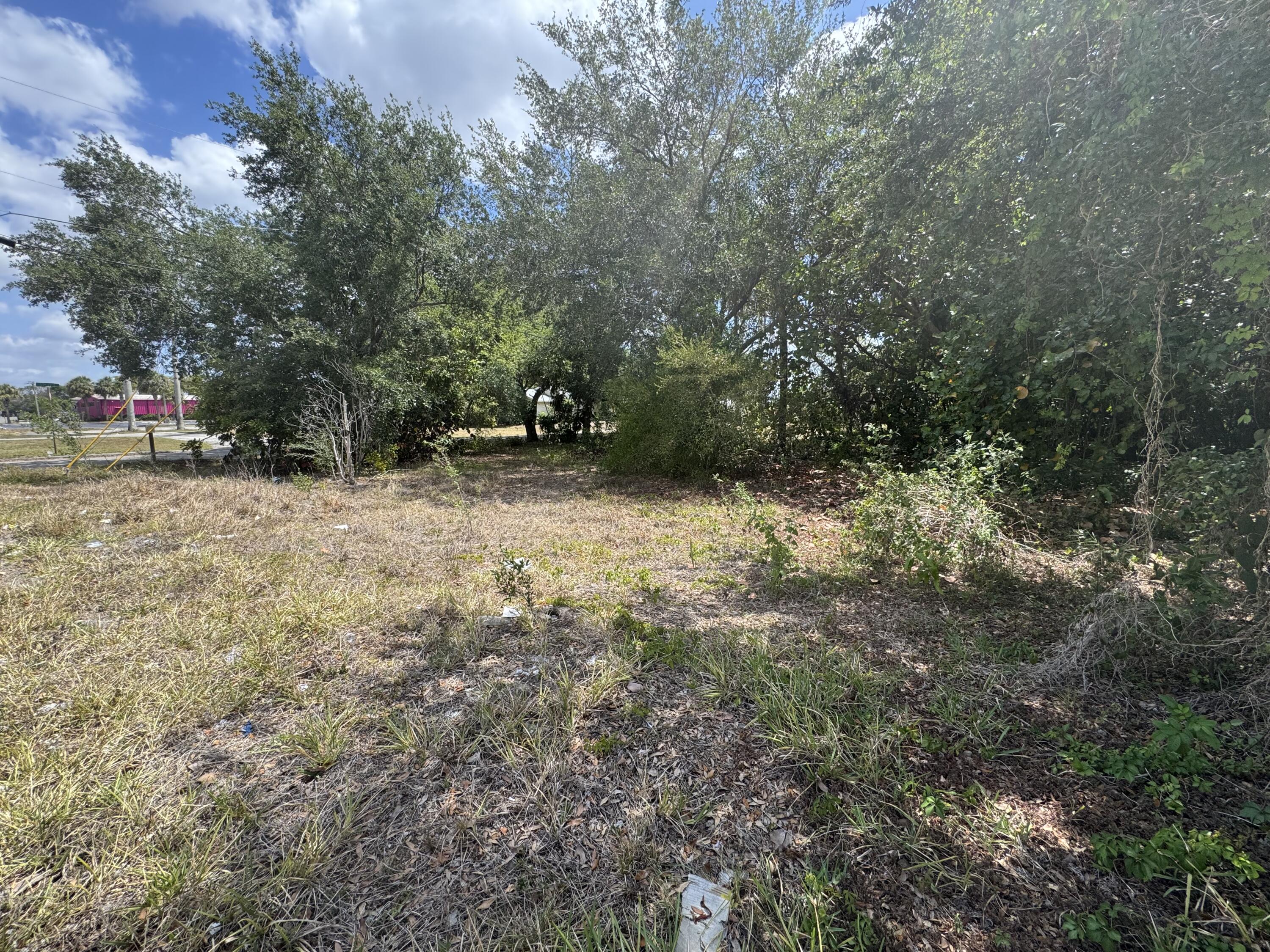 3358 Jog Road Lake Worth, FL 33467 - Photo 6 of 15 IMG_4608