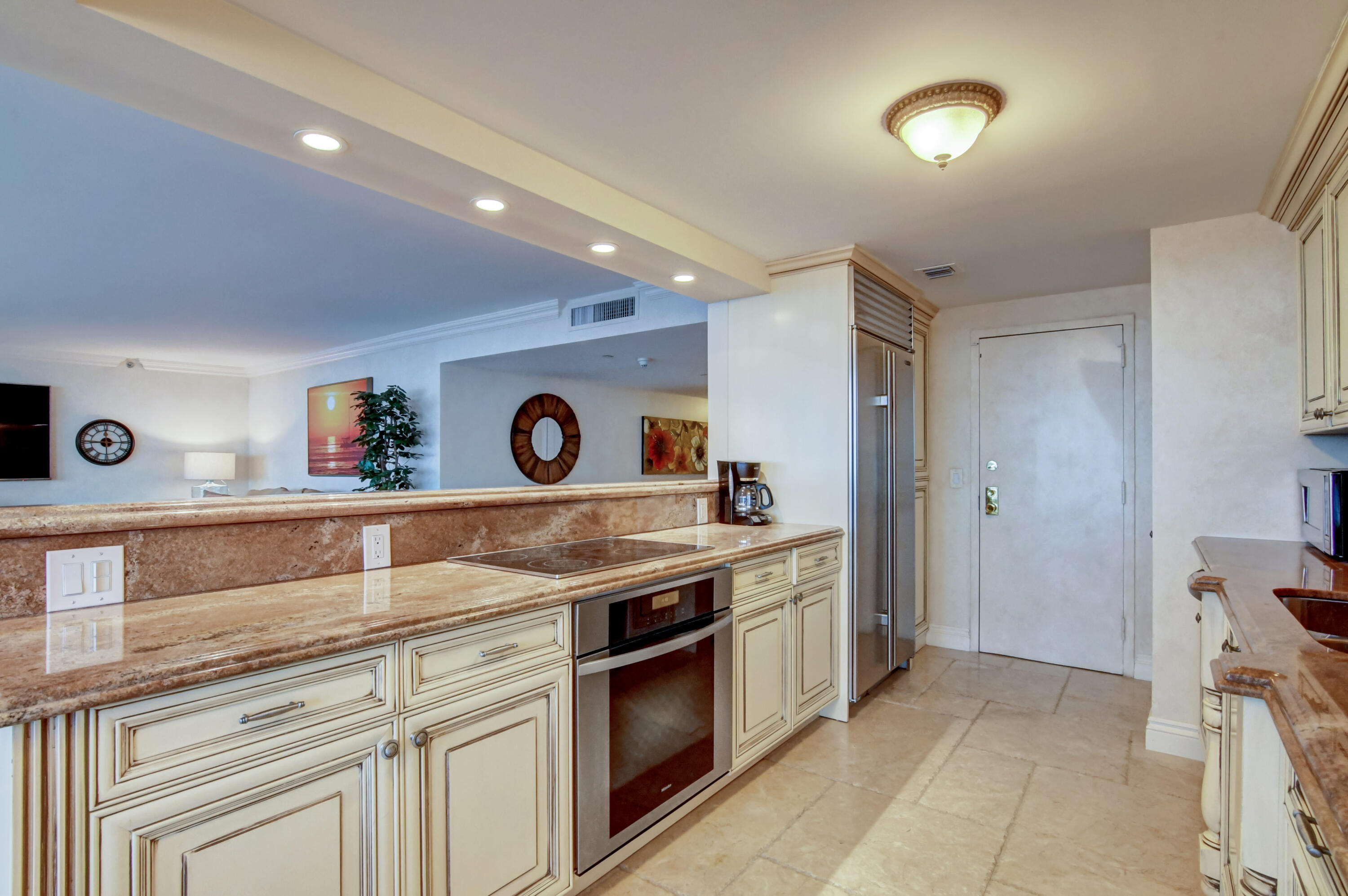 250 South Ocean Boulevard, Unit 16C Boca Raton, FL 33432 - Photo 14 of 85 Open Kitchen