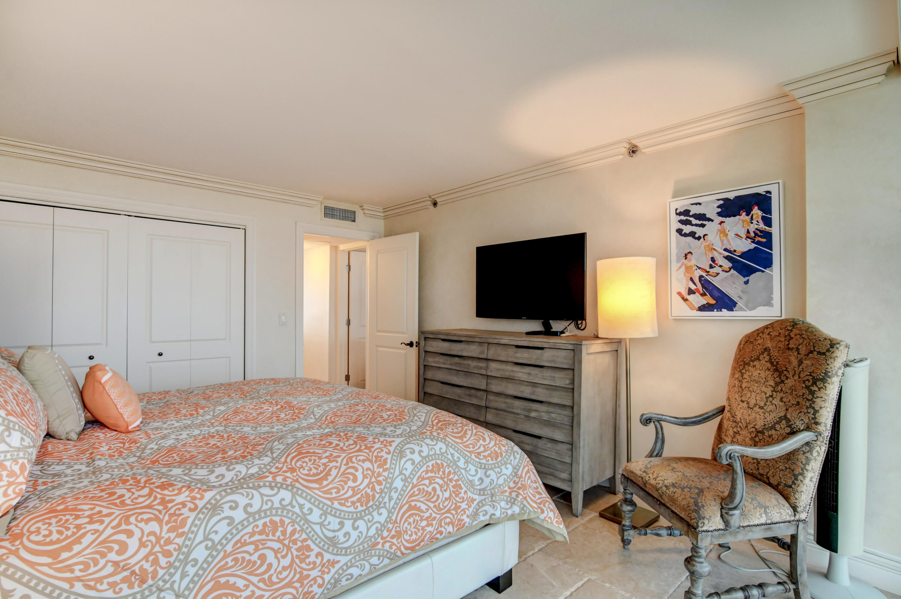 250 South Ocean Boulevard, Unit 16C Boca Raton, FL 33432 - Photo 32 of 85 Guest Bedroom