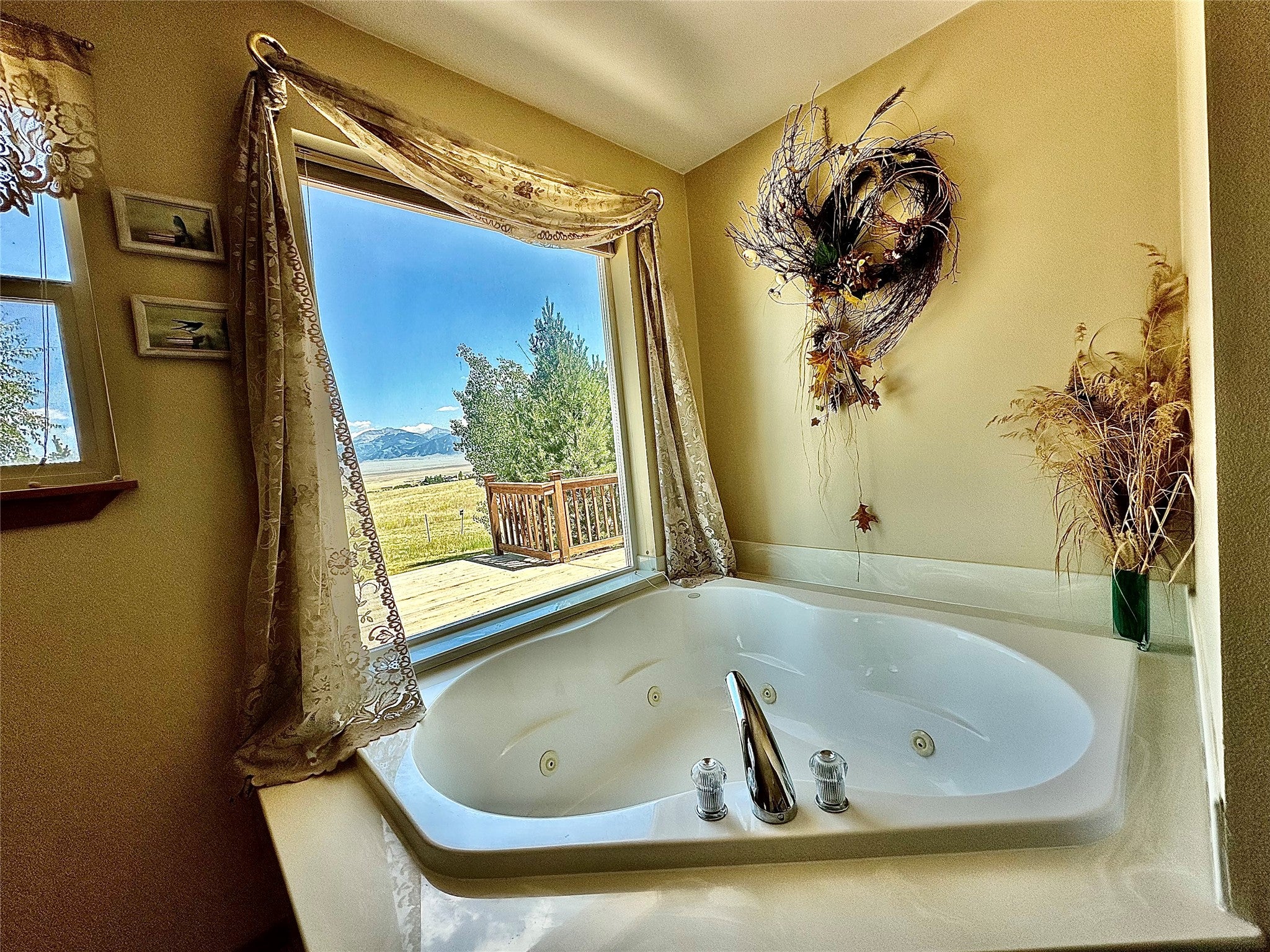 155 Two Bumps Road Ennis, MT 59729 - Photo 13 of 26 Gallery Image 13