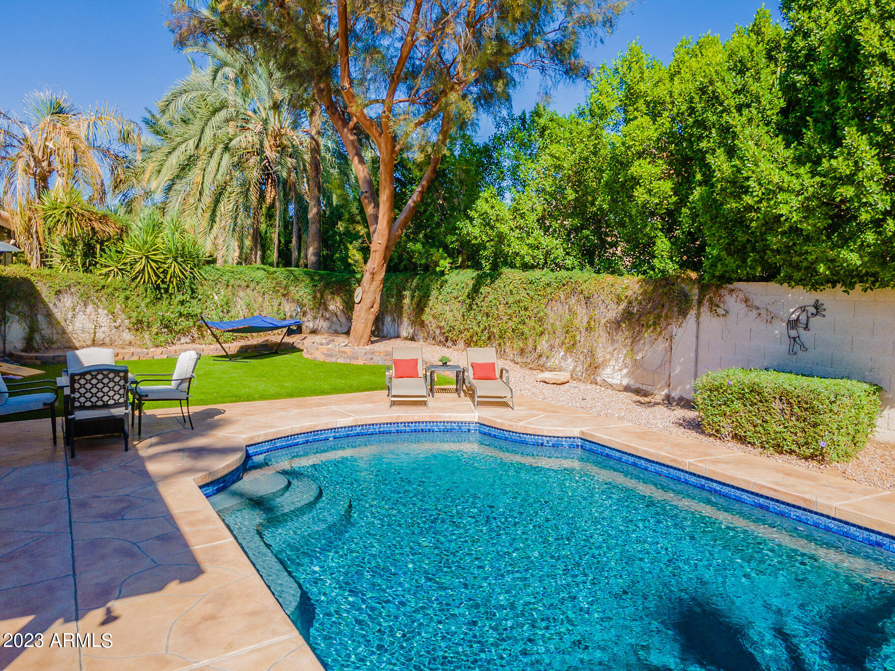 16407 North 50th Street Scottsdale, AZ 85254 - Photo 10 of 63 Tropical Oasis