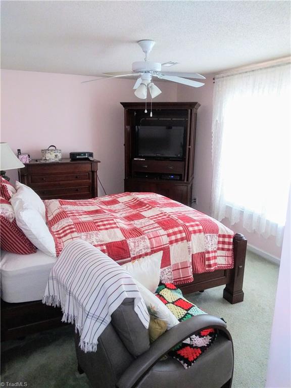 324 Apple Ridge Road Greensboro, NC 27406 - Photo 15 of 18 Gallery Image 15