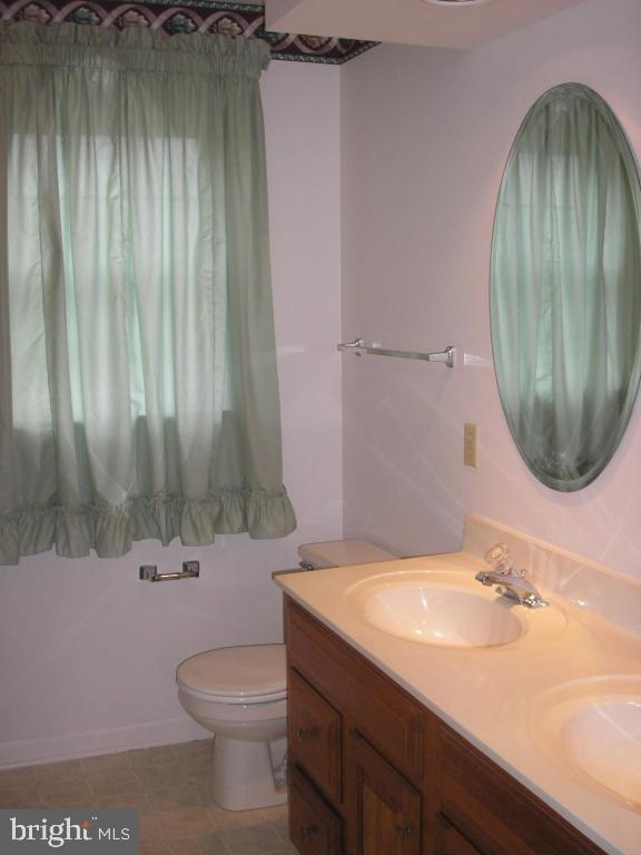 11 Sunset Lane Lititz, PA 17543 - Photo 15 of 22